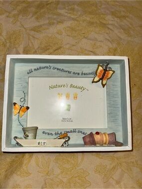 Nature's Beauty Butterfly Wooden Photo Frame - White and Light Blue